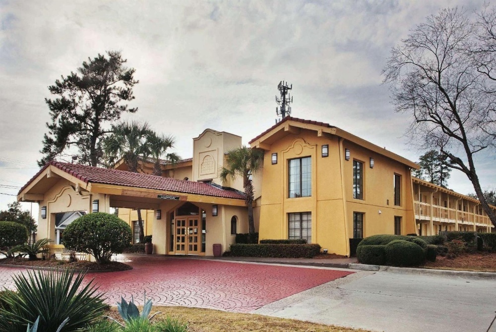 La Quinta Inn & Suites by Wyndham Savannah Midtown